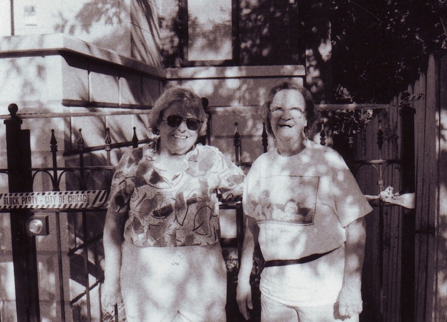 Queens of Bucktown, Chicago